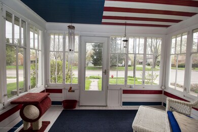 207 E Holmes Rd, Lansing, MI 48910 - photo 4