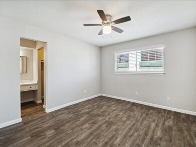 2322 Dunlavy St unit 9, Houston, TX 77006 - photo 6