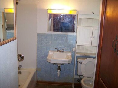 Master Bath/Spa.