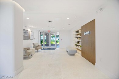 Lobby with recessed lighting