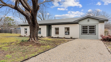 6211 Creek Crossing Rd, Alvarado, TX 76009 - photo 3