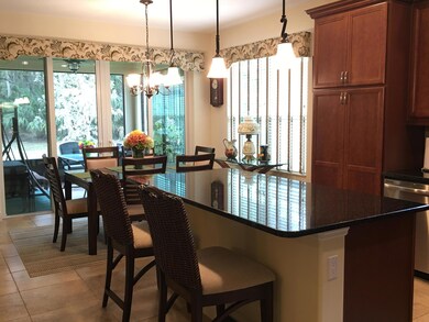 kitchen/dining area