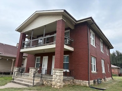 2311 S 10th St, Saint Joseph, MO 64503 - photo 2