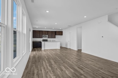 1108 Bevy Blvd, Danville, IN 46122 - photo 5