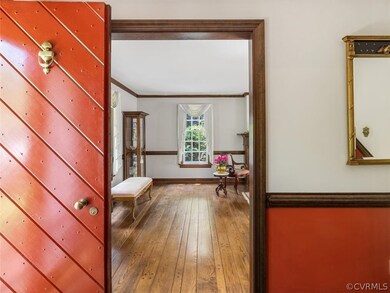 10711 Darby Cir, Midlothian, VA 23113 - photo 3