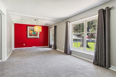 6621 Garnett Dr, Shawnee, KS 66203 - photo 3