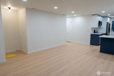 4015 SW Thistle St unit A, Seattle, WA 98136 - photo 2