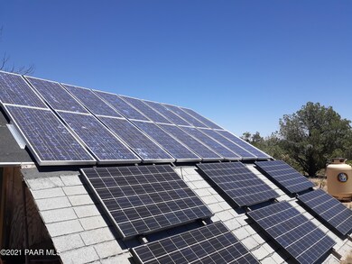 8055 W Roberts Rd, Ash Fork, AZ 86320 - photo 4