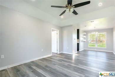 728 Bismark St, Seguin, TX 78155 - photo 4