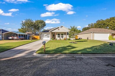 103 Adams St, Cleburne, TX 76033 - photo 3