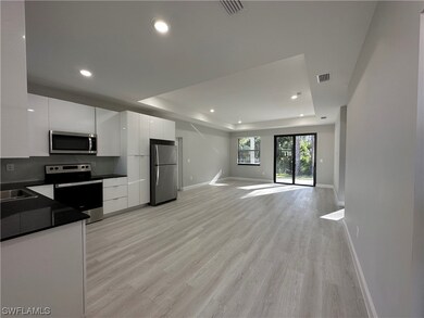 139 Greenbriar Blvd, Lehigh Acres, FL 33972 - photo 4