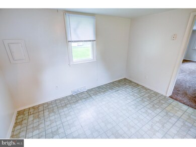 82 Castle Heights Ave, Pennsville, NJ 08070 - photo 3