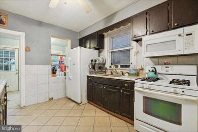 342 W 5th St, Lansdale, PA 19446 - photo 6