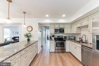 74 Sherri Dr, Chalfont, PA 18914 - photo 5