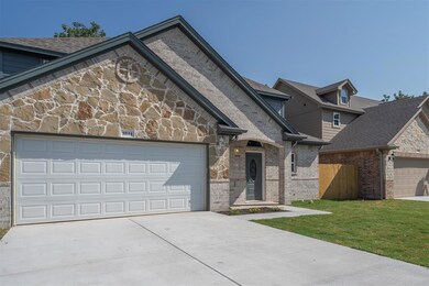 8044 Raymond Ave, White Settlement, TX 76108 - photo 2