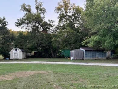 16510 E 165th St S, Bixby, OK 74008 - photo 3