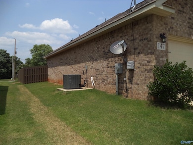 147 Cherry Laurel Dr, Hazel Green, AL 35750 - photo 3