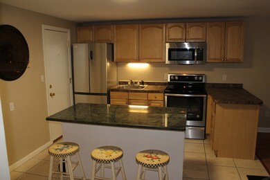 65 Mystic St unit 11, Methuen, MA 01844 - photo 2