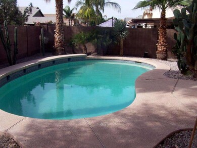 Pool - Self Cleaning