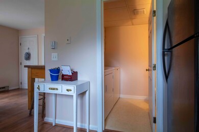 100 Oakridge Dr unit 100, Londonderry, NH 03053 - photo 7