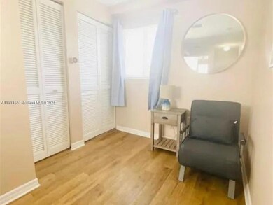 821 SW 2nd St unit 5, Miami, FL 33130 - photo 4