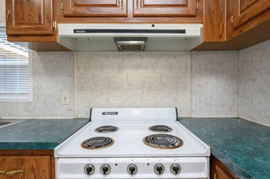 12-web-or-mls-5292 Godfrey St-12