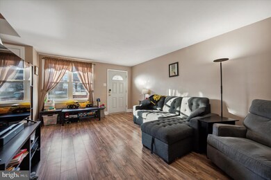 807 Crescent Dr, Glenolden, PA 19036 - photo 5