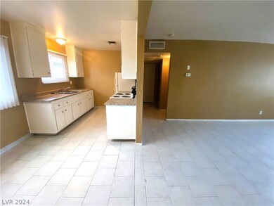 3200 Arlene Way unit A, Las Vegas, NV 89108 - photo 5
