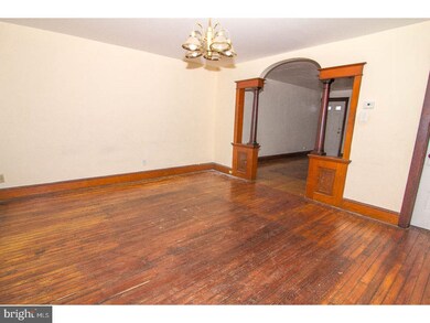 61 W Pitman St, Penns Grove, NJ 08069 - photo 4