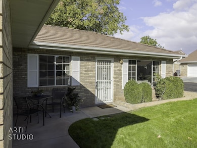 1090 E 700 S #33-H Ovard (4 of 26)