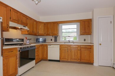 85-87 Putnam St, Watertown, MA 02472 - photo 7