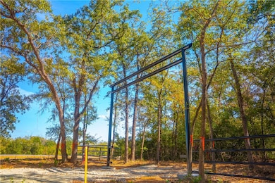 12428 Red Hill Rd, Hearne, TX 77859 - photo 2