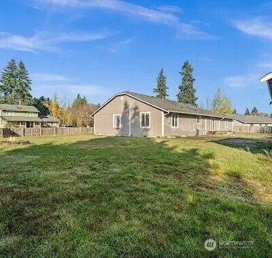 8702 Sweet Clover Dr SE, Yelm, WA 98597 - photo 6