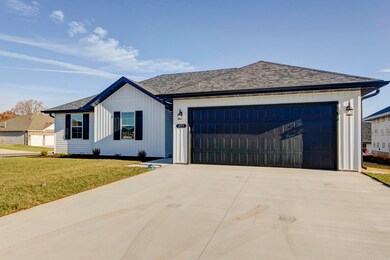 893 S Parkside Cir unit Lot 75, Nixa, MO 65714 - photo 2