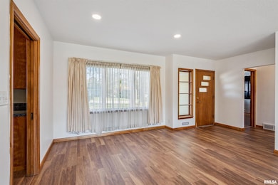 4132 Rodeo Rd, Davenport, IA 52806 - photo 3