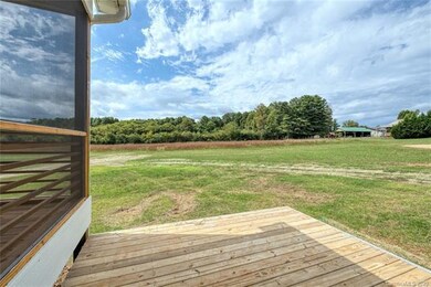 130 Hidden Acres Ln, Hendersonville, NC 28792 - photo 6