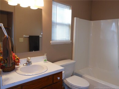 736 Linden St, New Albany, IN 47150 - photo 7