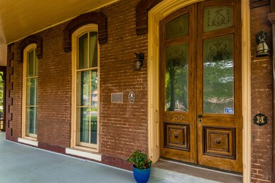 505 College Ave, Lincoln, IL 62656 - photo 3