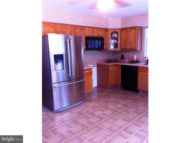 805 Columbia Ave, Millville, NJ 08332 - photo 3