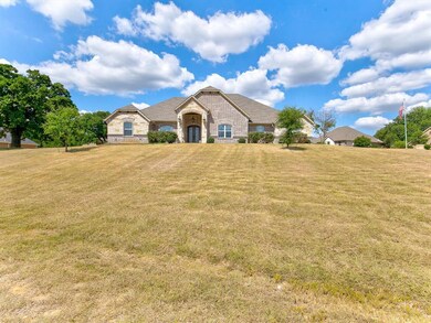 4402 Twin Oak Ct, Granbury, TX 76049 - photo 2