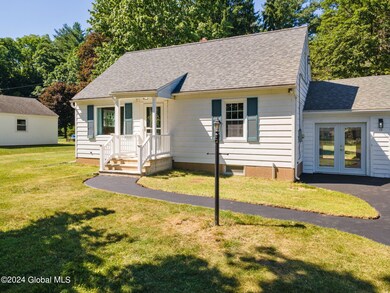 3-web-or-mls-17HarlauDr_03