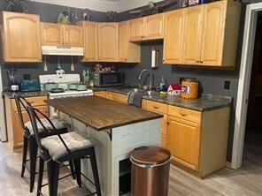 210 Chaffin St, Bonham, TX 75418 - photo 7