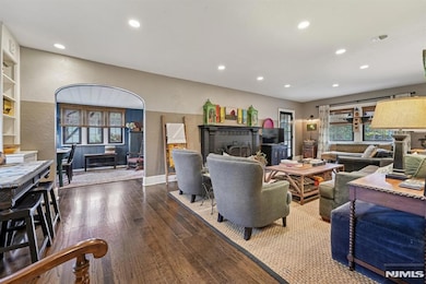 54 Joyce Rd, Tenafly, NJ 07670 - photo 4