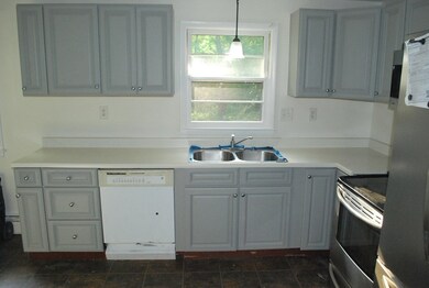 31 Woodland St, Holyoke, MA 01040 - photo 6