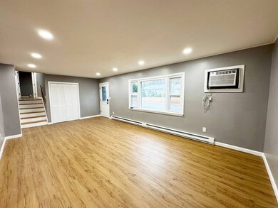 226 Beth Ln, Waterbury, CT 06705 - photo 5