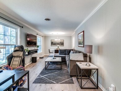 817 W Cheryl Ave, Hurst, TX 76053 - photo 5