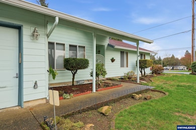 19235 SW Durell Ct, Beaverton, OR 97006 - photo 3