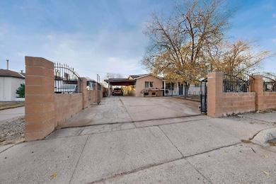 2701 Garcia St NE, Albuquerque, NM 87112 - photo 6