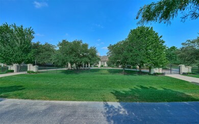 9727 Stonebridge Lake Dr, Tomball, TX 77375 - photo 3