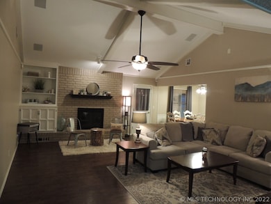 2504 E Fort Worth St, Broken Arrow, OK 74014 - photo 4